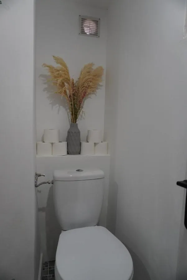 Appartement En Plein Centre Avignon 0*,  France