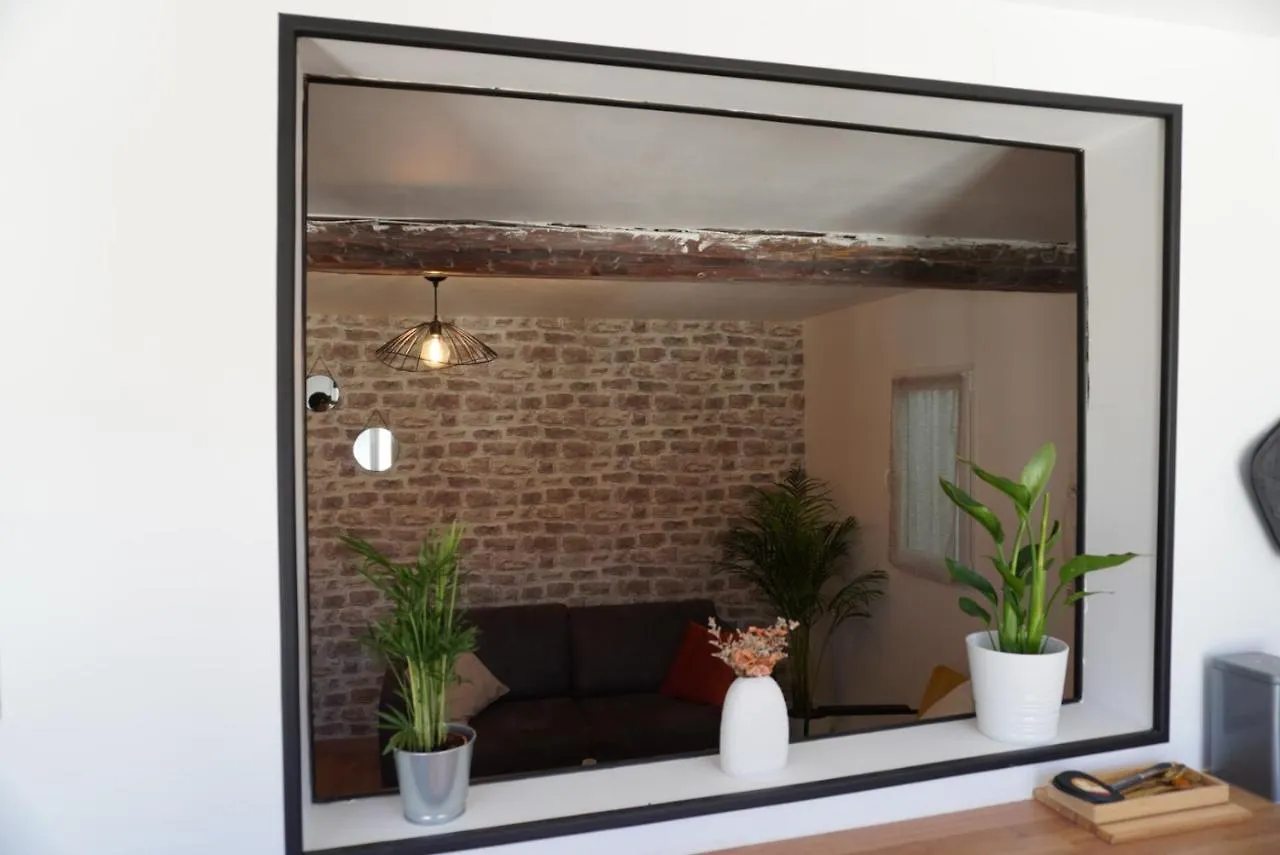 Appartement En Plein Centre Avignon Apartment