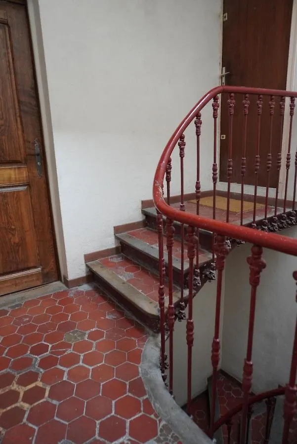 Appartement En Plein Centre Avignon Apartment