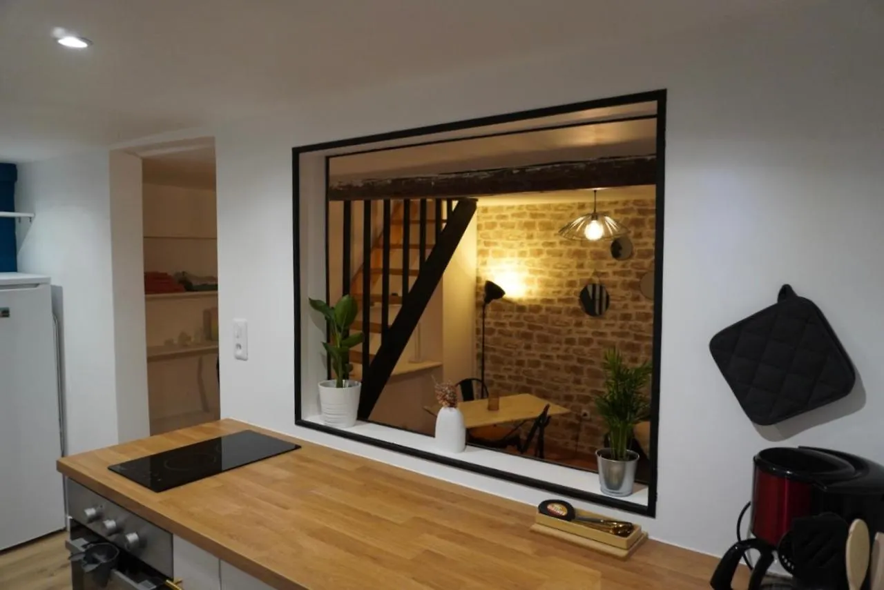 Appartement En Plein Centre Avignon 0*,  France