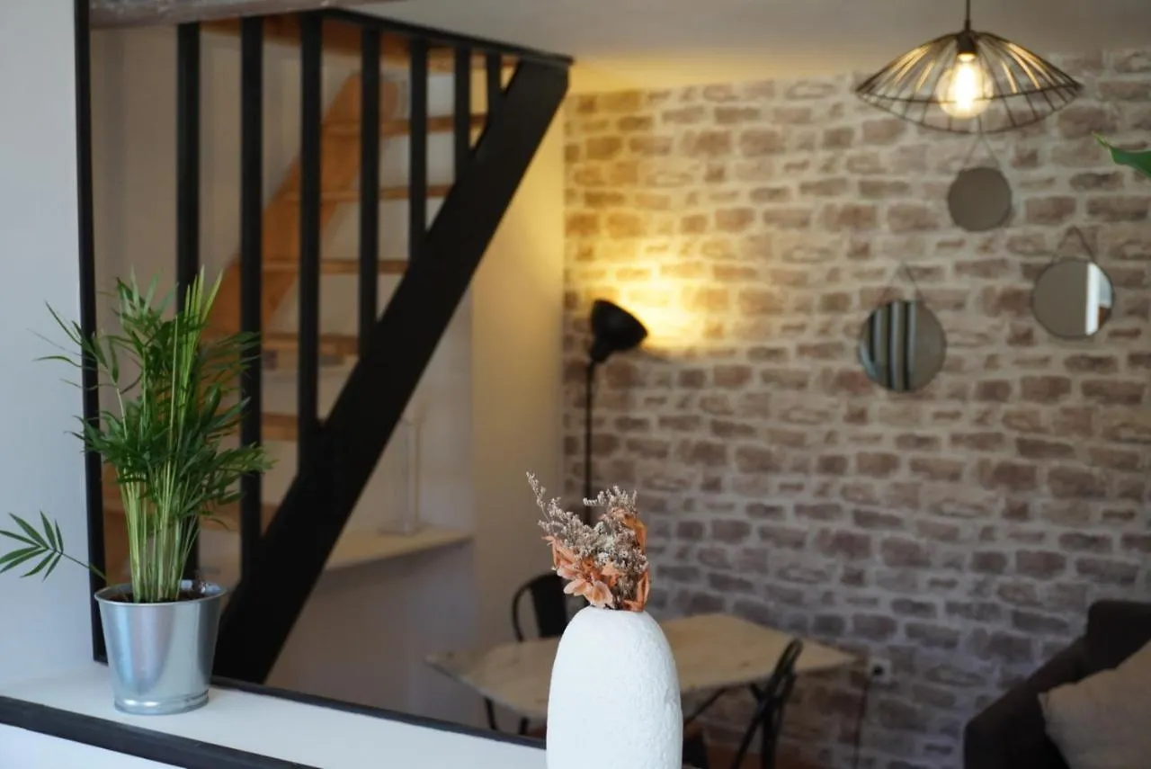 Apartment Appartement En Plein Centre Avignon France